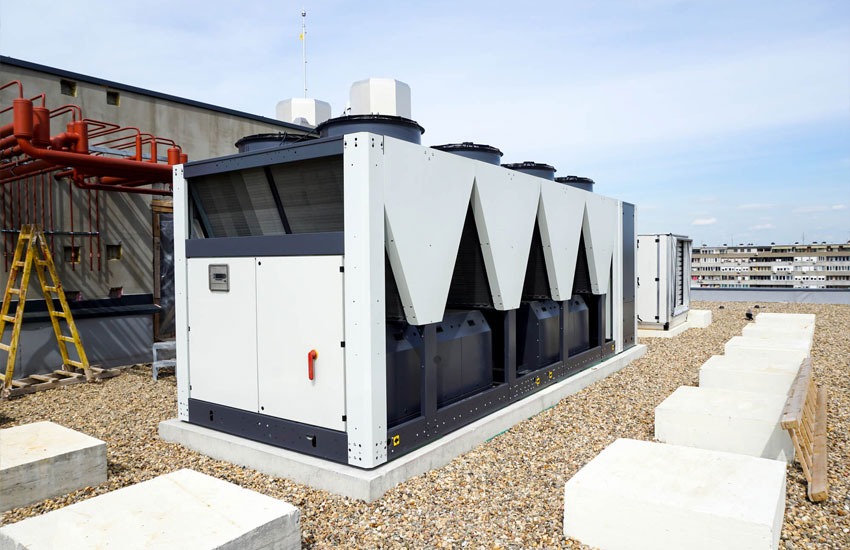 Mastering the Cooling Supply Chain Your Trusted Local UAE Partner water chillar